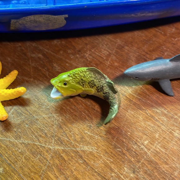 Toys R Us deep sea place set - Picture 3 of 11